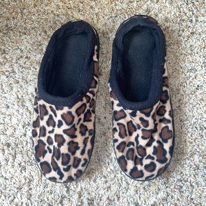 Leopard Print Women's Slippers These Fit 11-12 Very Wide